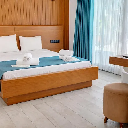 Sarum Otel Çeşme